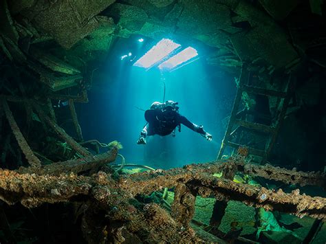 Wreck Diving | Why Do People Find it So Exciting?