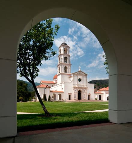 Our Lady of the Most Holy Trinity Chapel | Thomas Aquinas College