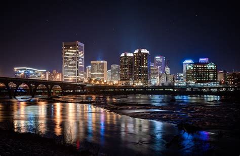 Richmond, VA at night [1024x664] : skylineporn