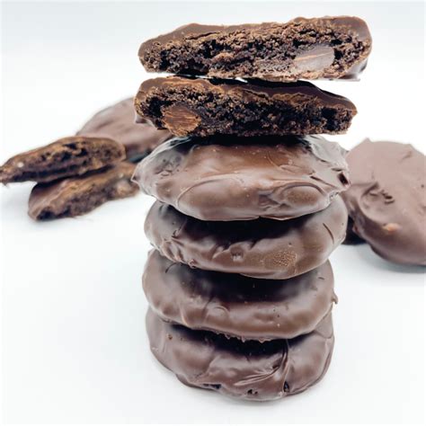 Mint Chocolate Cookies - XO Baking Co