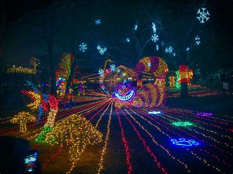 Lincoln Park Zoo Lights - | Festival Highlights | Plan Your HERE>>