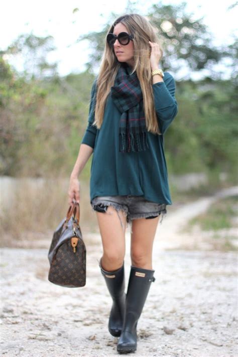 4 Cute Rain Boots Outfit Ideas | Aelida | 洋服, ファッションアイデア, 衣類