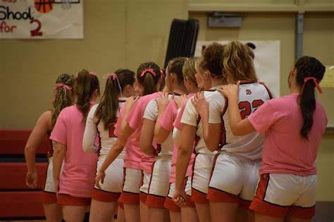 Brimfield’s Pink Out Night shows fighting spirit in multiple ways