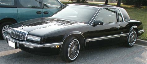 1986 Buick Riviera - Information and photos - MOMENTcar