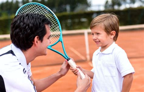 3 Ways to Introduce Kids to Tennis