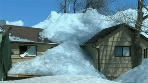 'Ice Tsunami' Video, Photos: Wall of Ice Rises Out of Lake, Destroys ...