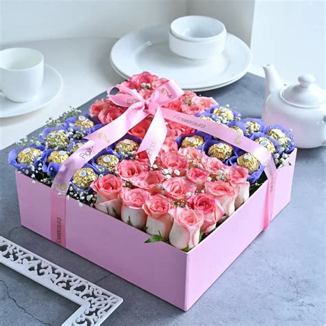 Pink Premium Rose Bouquet- Online Mother's day Flowers