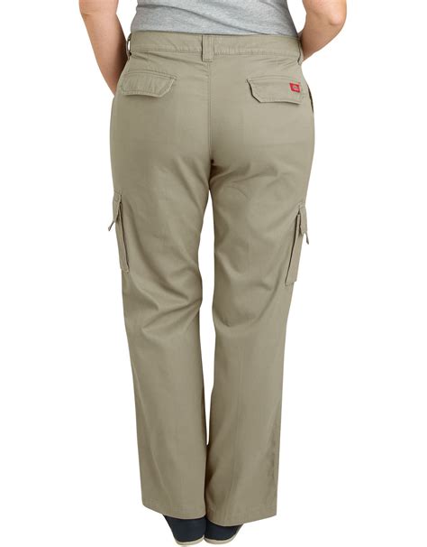 Women's Plus Size Relaxed Cargo Pants - Walmart.com