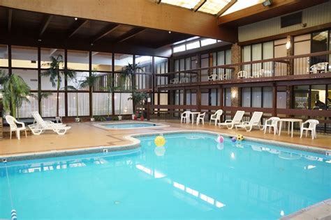 Altoona Grand Hotel & Conference Center in Altoona | Best Rates & Deals ...