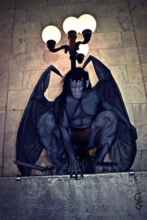 Wicked Cool Goliath Cosplay From Disney's GARGOYLES — GeekTyrant