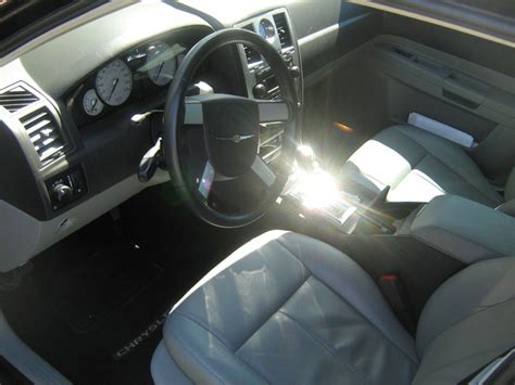 2007 Chrysler 300 - Interior Pictures - CarGurus