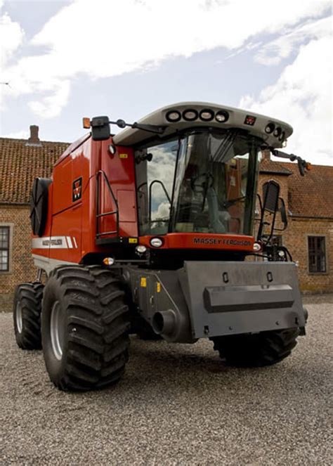 New Massey Ferguson Fortia Rotary Combine Range delivers on Massey Ferguson’s combine commitment ...