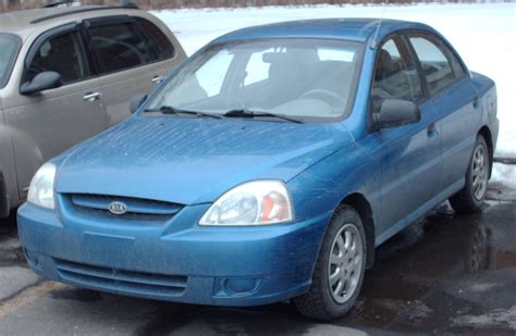 2005 Kia Rio Base - Sedan 1.6L auto