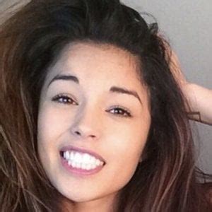 Valkyrae - Age, Family, Bio | Famous Birthdays