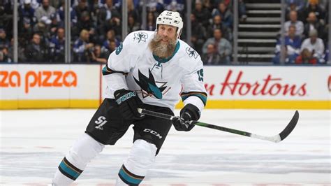 Longtime Shark Joe Thornton joins Maple Leafs on 1-year deal | CBC Sports