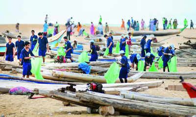 Cleanup: Coastal Cleanup Drive On City Beaches | Chennai News - Times ...