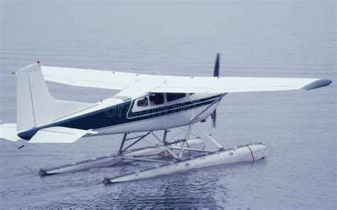 Seaplane Ready for Take Off Stock Image - Image of discovery, private ...