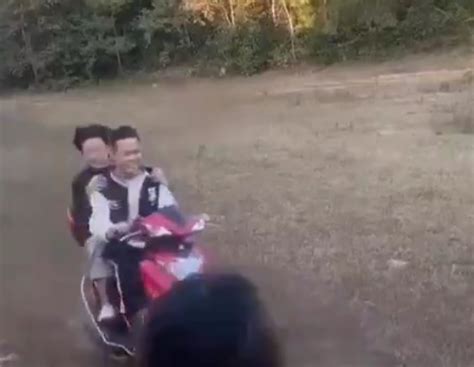 Dumb Jump on a Motorcycle Ends with Man Convulsing Terribly