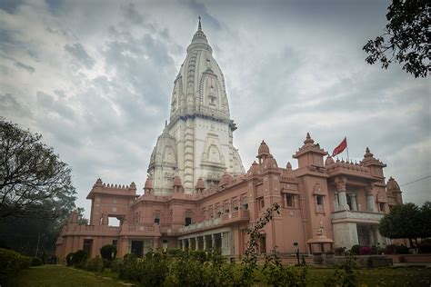 New Vishwanath Temple - History, Timings, Accommodations, Puja