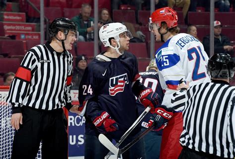 USA vs Russia - Jan. 2, 2015 Photo Gallery | Photos | Team USA Hockey