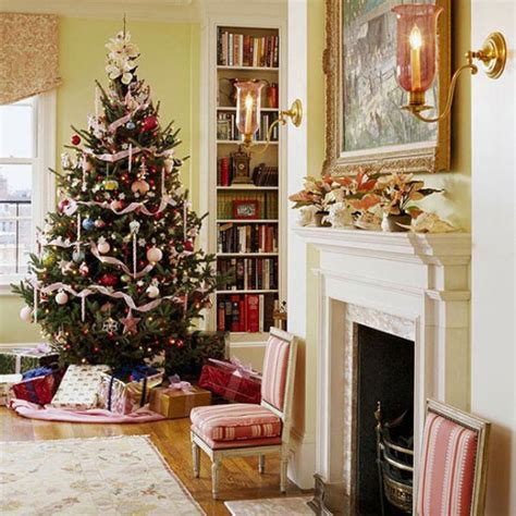 40 Traditional Christmas Decorations - DigsDigs