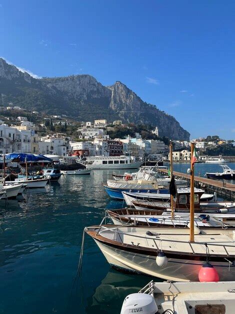 Premium Photo | Marina grande island of capri