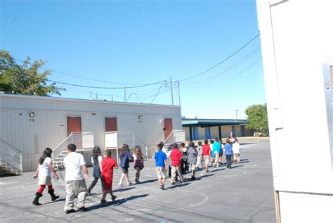 Las Vegas School District Scrambles To Make Space For More Students ...