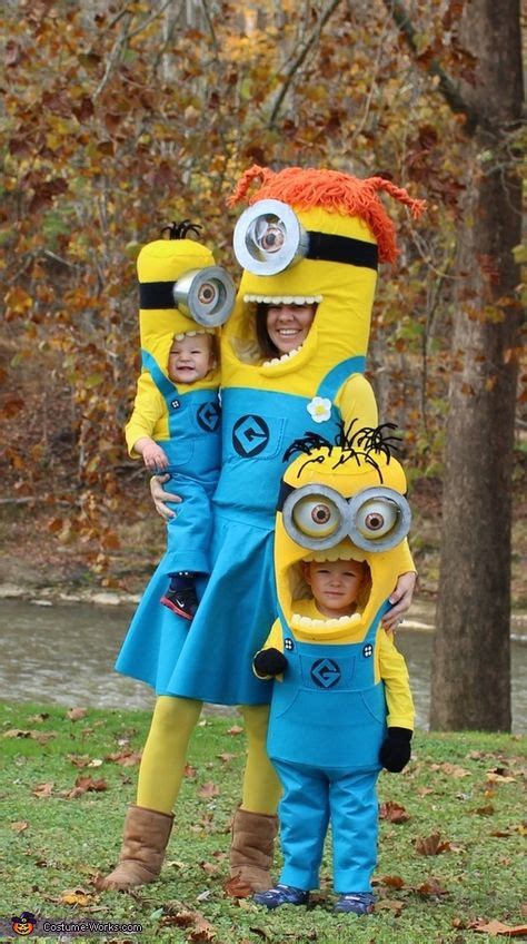 Father and Daughter Minions Costumes | costume | Minions, Diy minion costume, Minion costumes