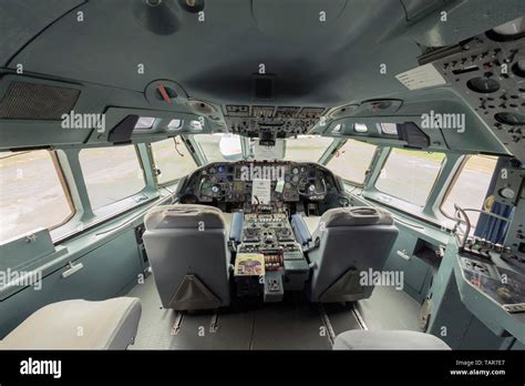 Vickers VC10 K3, ZA148 ‘G’, cockpit Stock Photo - Alamy