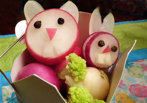 Radish Rabbits for Easter Snacks - PrettyFood