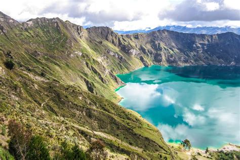 Quilotoa Loop: How to Hike and Visit Ecuador's stunning Crater Lake