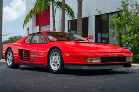 History of the Ferrari Testarossa: Enzo's Favorite "Red-Head!" - Motofutura