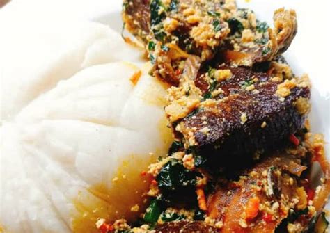 Egusi soup with fufu Recipe by Chef gbemilola - Cookpad