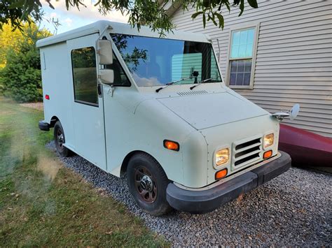 I Found A Listing For A Grumman LLV With An Isuzu Engine And Frame ...