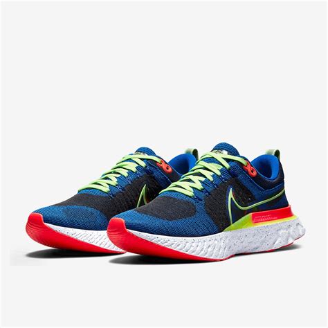 Nike React Infinity Run Flyknit 2 A.I.R. Kelly Anna London - Obsidian/Bright Crimson-Racer Blue ...