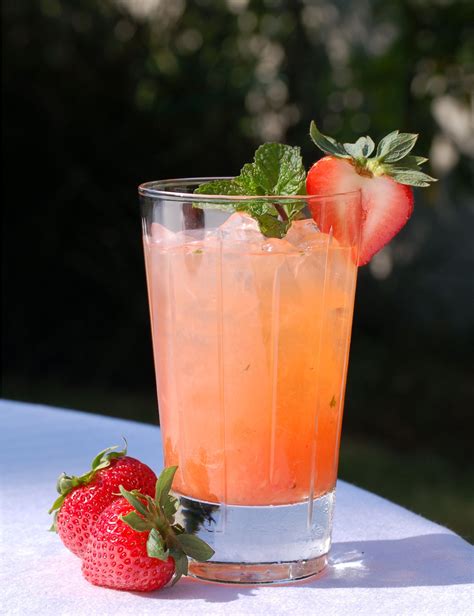 4 Juicy, Sweet And Tangy Summer Fruit Cocktails | Coupons.com | Summer ...