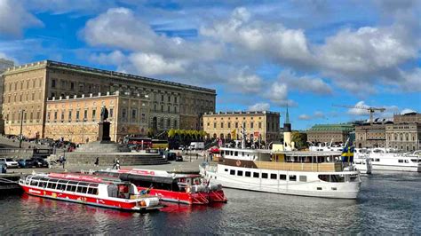 The Best Stockholm Ferry Route for Tourists & Sightseeing