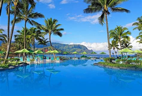 The 9 Best Hotel Pools in Hawaii for Families | Hawaii Pools for Kids