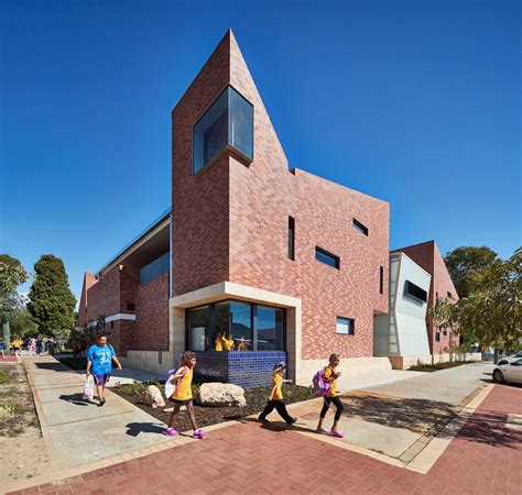 Highgate Primary School / iredale pedersen hook architects | ArchDaily