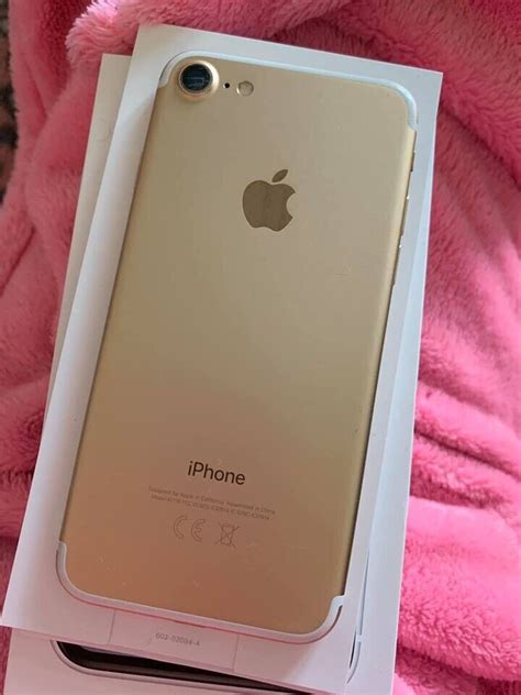 iPhone 7 Gold 32gb - UNLOCKED | in Eccles, Manchester | Gumtree