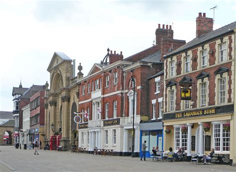 Pontefract Market Place: Market Hall, Red Lion, Liquorice … | Flickr