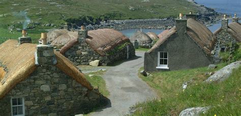 Gearrannan Blackhouse Village - Holiday Accommodation