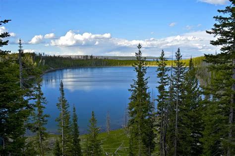 Experience Yellowstone: the Complete Guide to Yellowstone RV Camping - Beyond The Tent