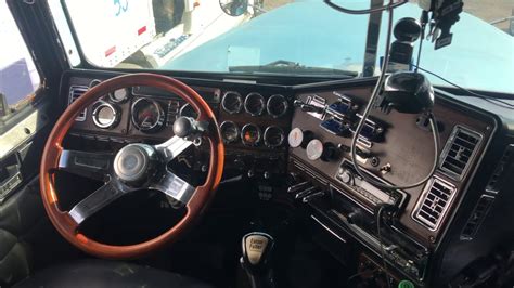 Freightliner Classic Interior Truck Interior Freightl - vrogue.co