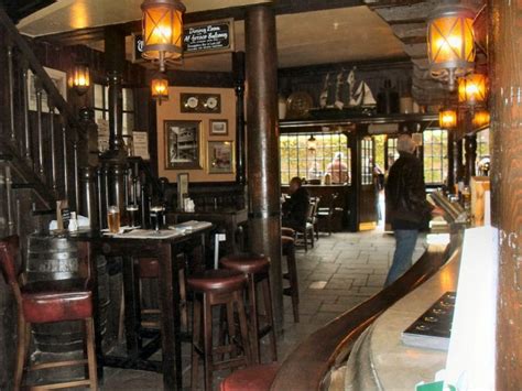 History of London Pub's website | London pubs, Cafe interior design, Pub