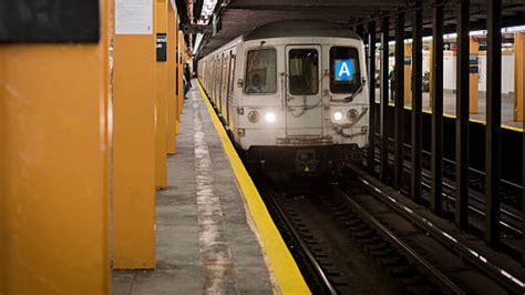 Bloody Sunday: Man gets shot, teenager stabbed in NYC subway stations ...