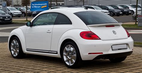 File:VW Beetle 1.4 TSI Sport – Heckansicht, 3. März 2013, Düsseldorf.jpg - Wikimedia Commons