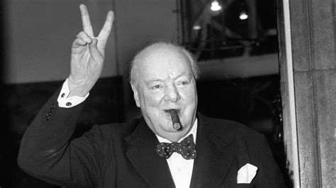 Češi v Evropě Ondřeje Housky: Winston Churchill - padouch, nebo hrdina ...