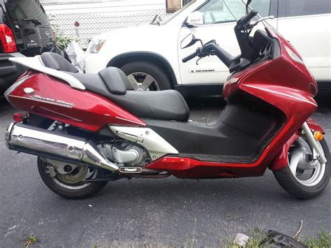 2003 Honda silverwing 600cc scooter, 4000mi for sale on 2040-motos