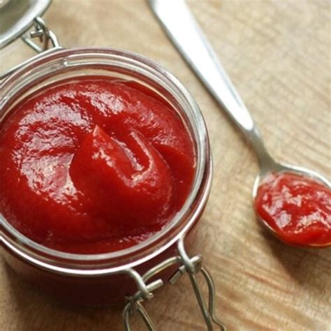 Homemade Ketchup in Just 5 Minutes! - The Petite Cook™